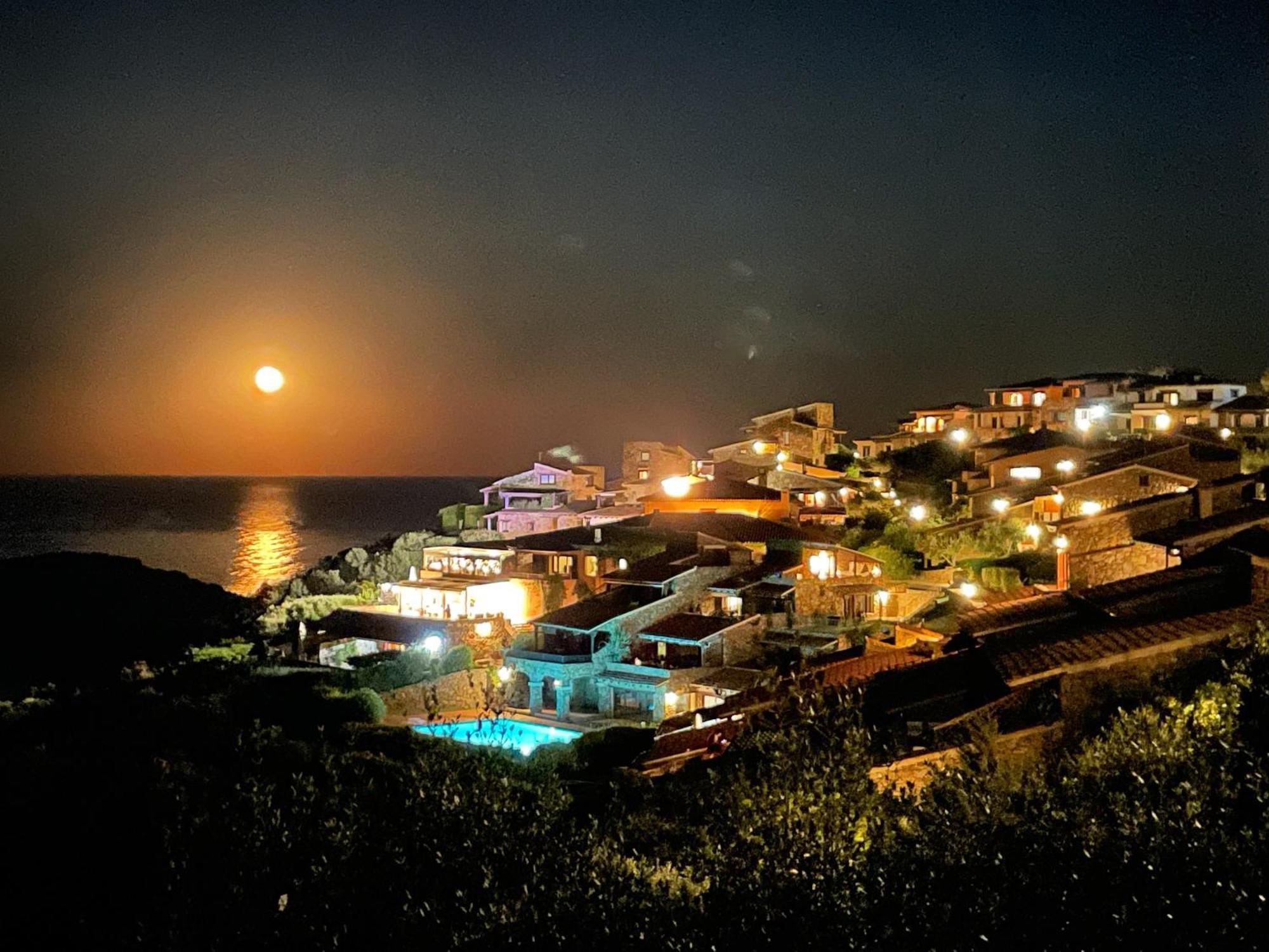 Апартаменты San Teodoro Punta Est Fantastico Trilocale Vista Mare Капо-Кода-Кавальо Экстерьер фото