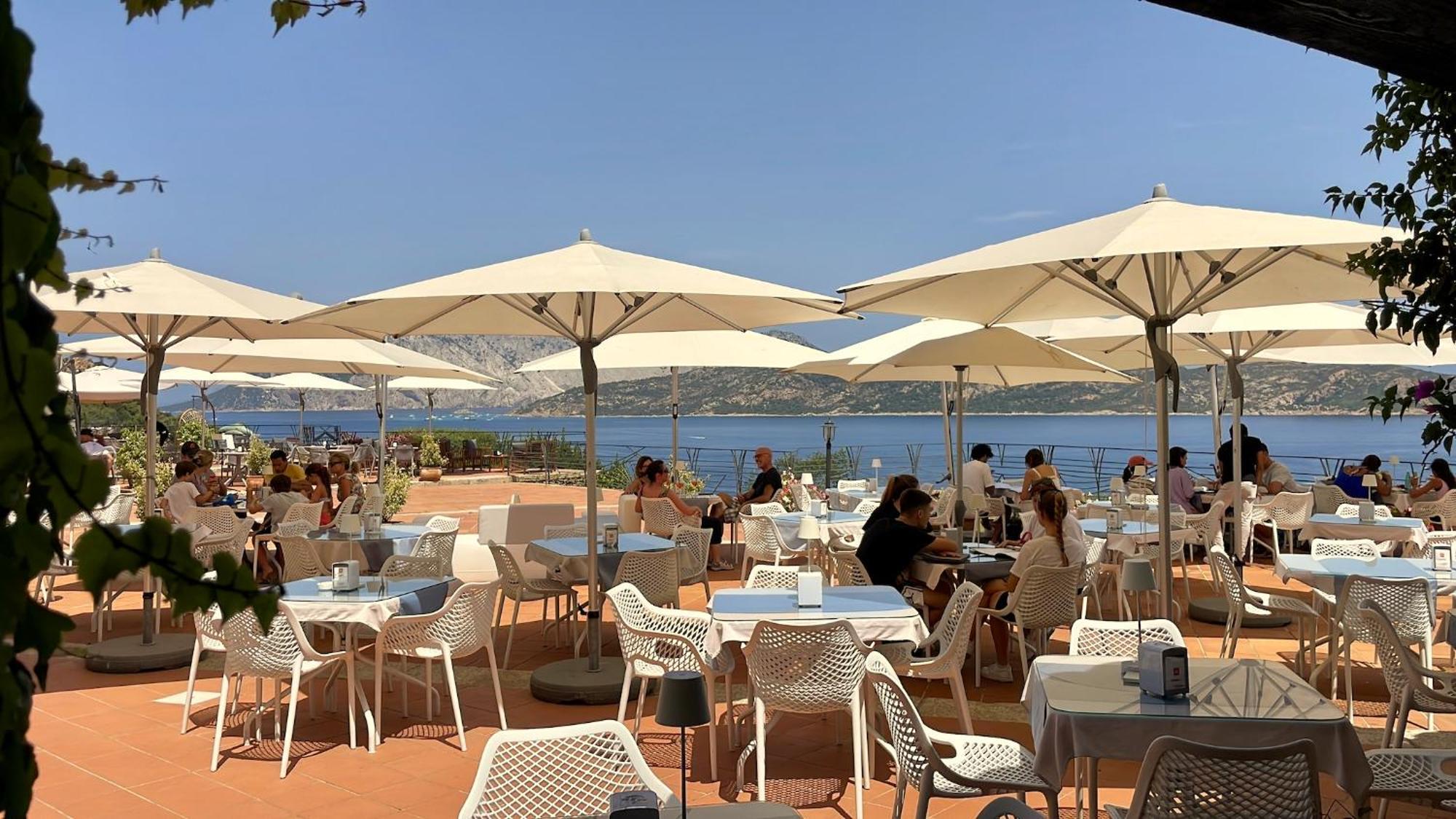 Апартаменты San Teodoro Punta Est Fantastico Trilocale Vista Mare Капо-Кода-Кавальо Экстерьер фото